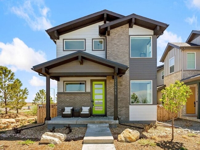 Building Photo - 4 Bedroom Single Family in Aurora
