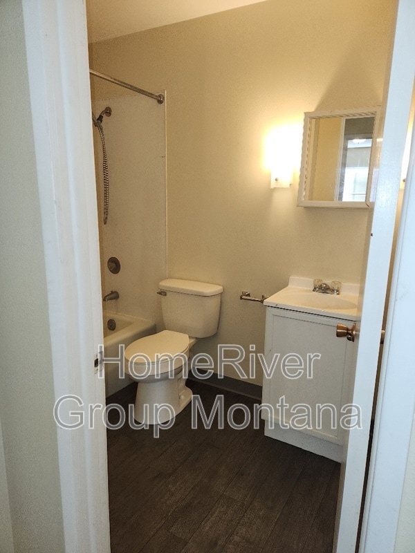 Photo - 100 South Ave E