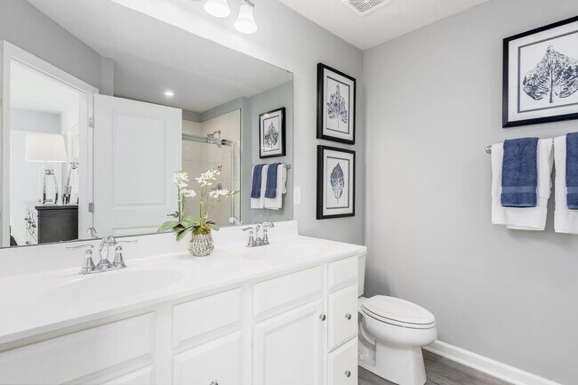 Photo - 6402 Pathfinder Way