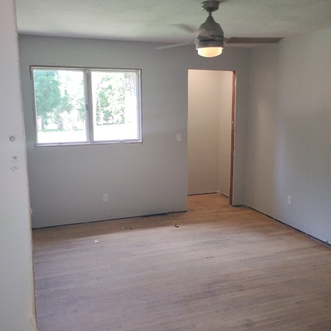 Photo - 3006 E Gasconade St
