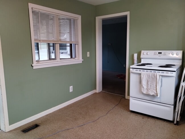 Kitchen - 5025 Clinton Street Rd Unit 2