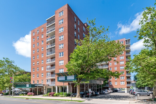 Building Photo - 444 Bedford St Unit 9C