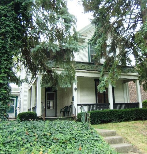 Photo - 369 E Oakland Ave