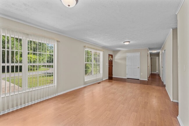 Photo - 253 Cowry Rd