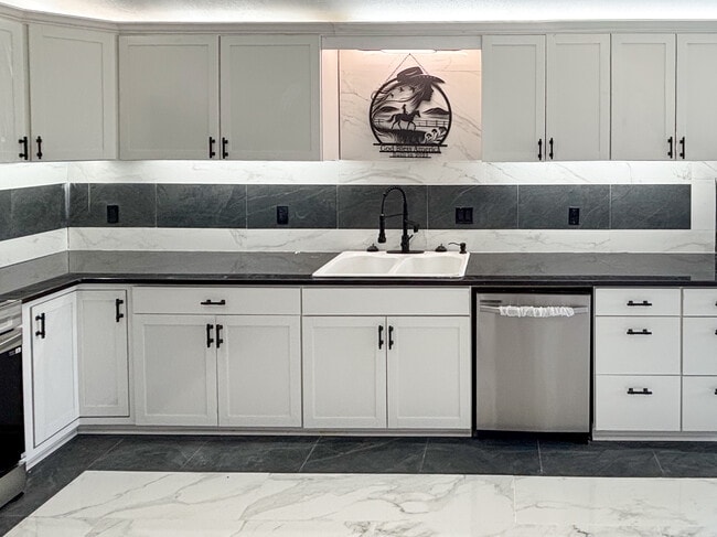 Photo - 465 County Road 180