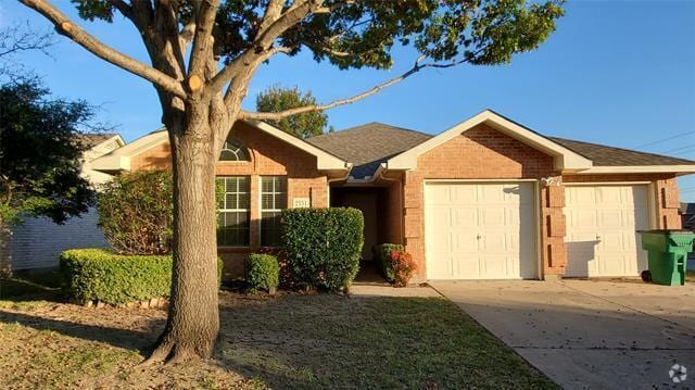 Building Photo - 2331 Brookview Dr Rental