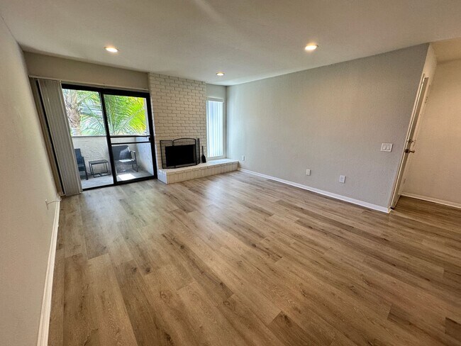 Photo - 1BR/1BA in Gated Community w/ Garage + In-Unit Laundry | Prime Chula Vista Location (91910) Unidad 19