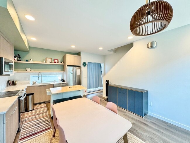 Photo - New Modern Townhome in North Seattle – Rare Opportunity!