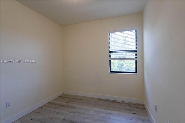 Photo - 10407 NW 82nd St