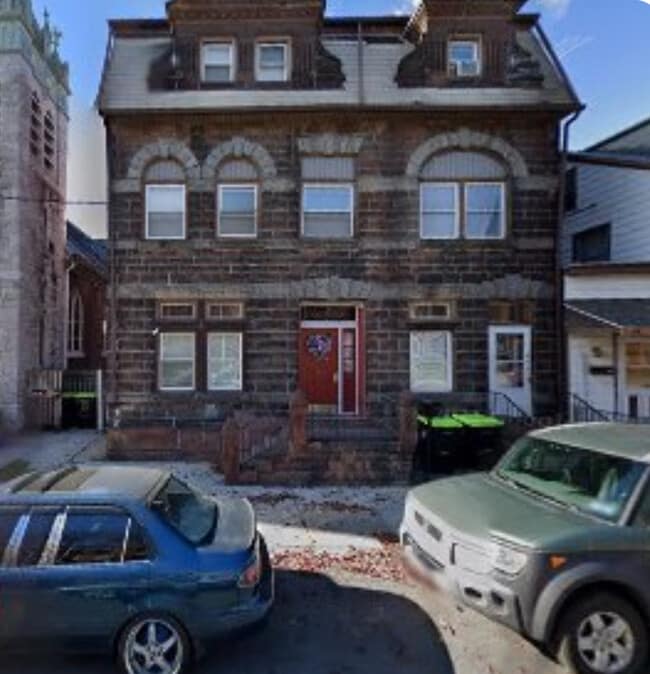 Photo - 339 N 8th St Apartments Unit 339 north 8th street