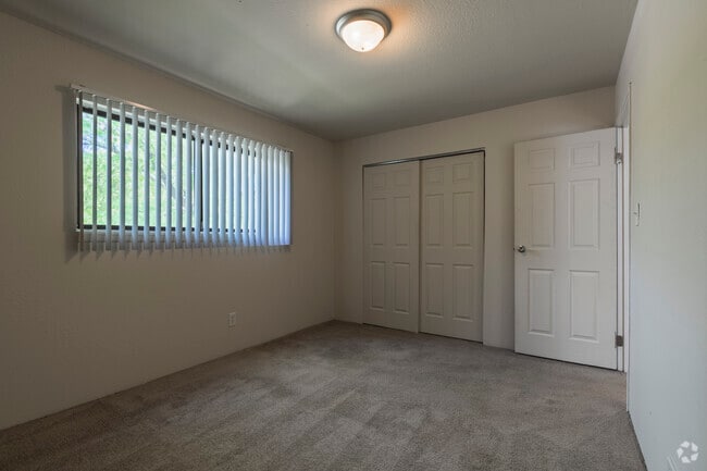 2BR, 1BA - 750SF - Bedroom 2