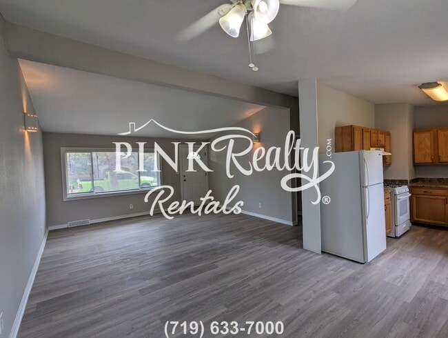 Photo - 123 Amherst St