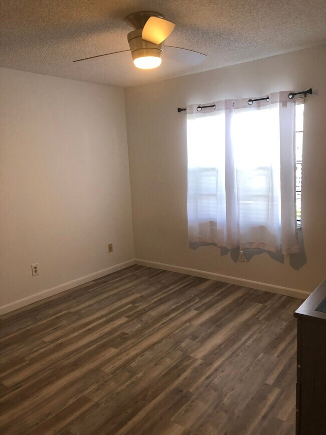 Photo - 6010 Indrio Rd Unidad D5