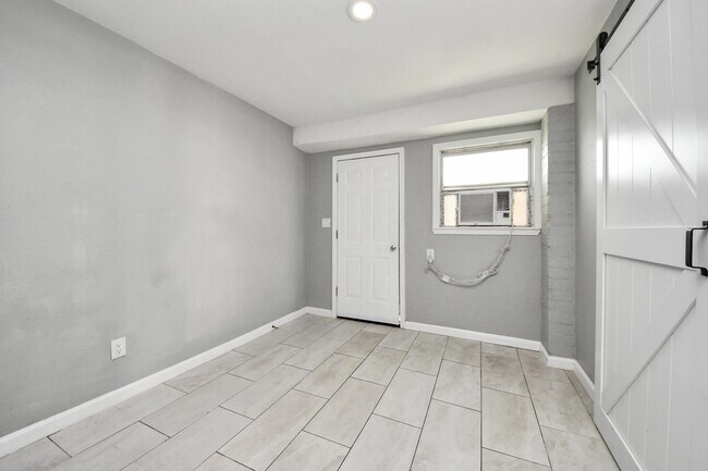 Photo - 7919 Brays St Unit D