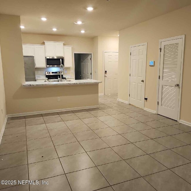 Photo - 86624 Shortline Cir