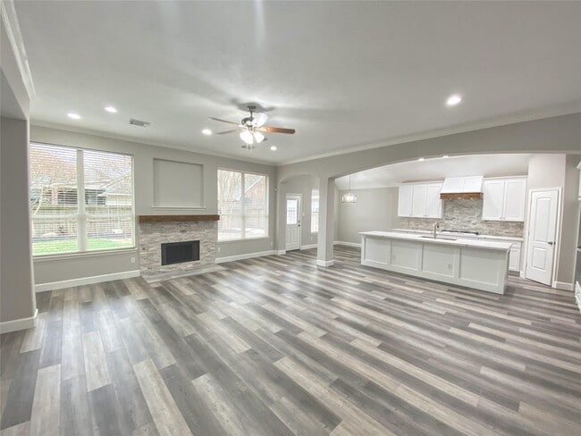 Photo - 1905 Grand Willow Ln