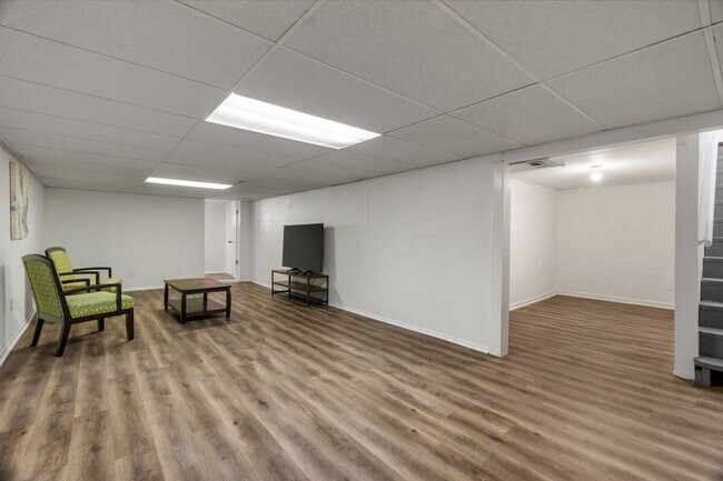 2734 Beloit Dr Unit SI ID1472877P