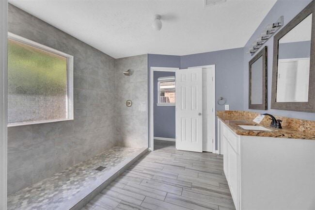 Photo - 10514 Lauren Creek Dr