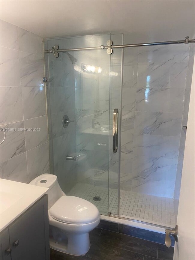 Photo - 3755 NE 167th St Unit 3