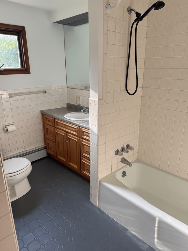 3684 Walden Ave Unit 1 Lower