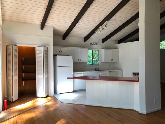 Photo - 206 Oleander Rd