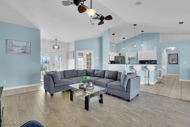 Photo - 2217 SW 4th Ave