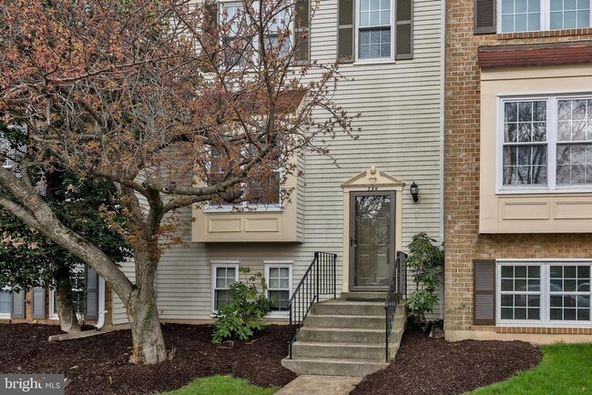 Building Photo - 734 Ivy League Ln Rental