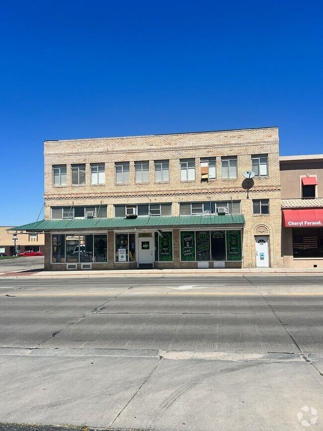 Building Photo - 604 E 2nd St Unit 2 Rental