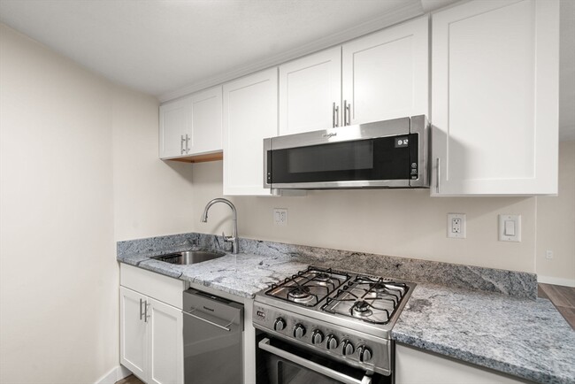 Photo - 57 White St Condo Unit G