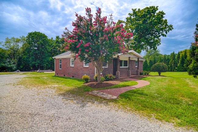 Photo - 8603 Haw River Rd