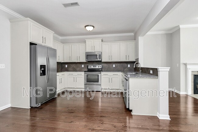 Photo - 8116 Dumphries Dr