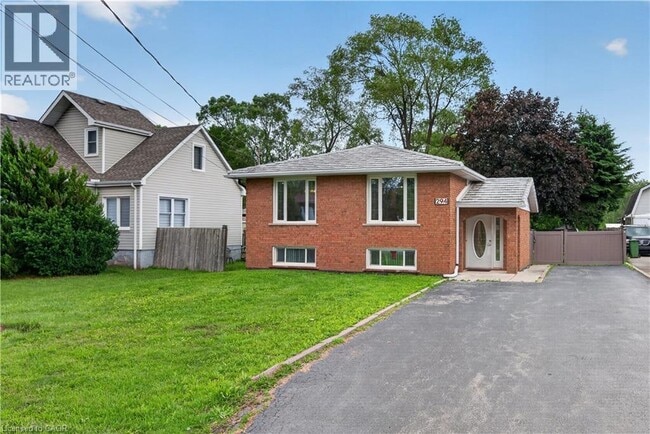 Photo - 294 JONES Rd
