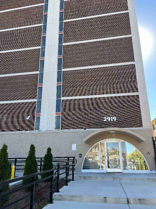 Photo - 2919 W Wisconsin Ave