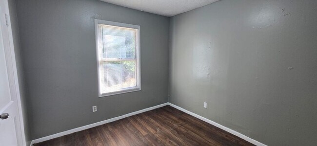 Photo - 3/1 Tampa Home !