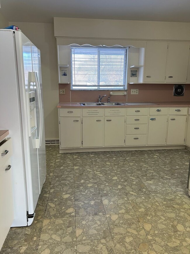 Photo - Lovely family home