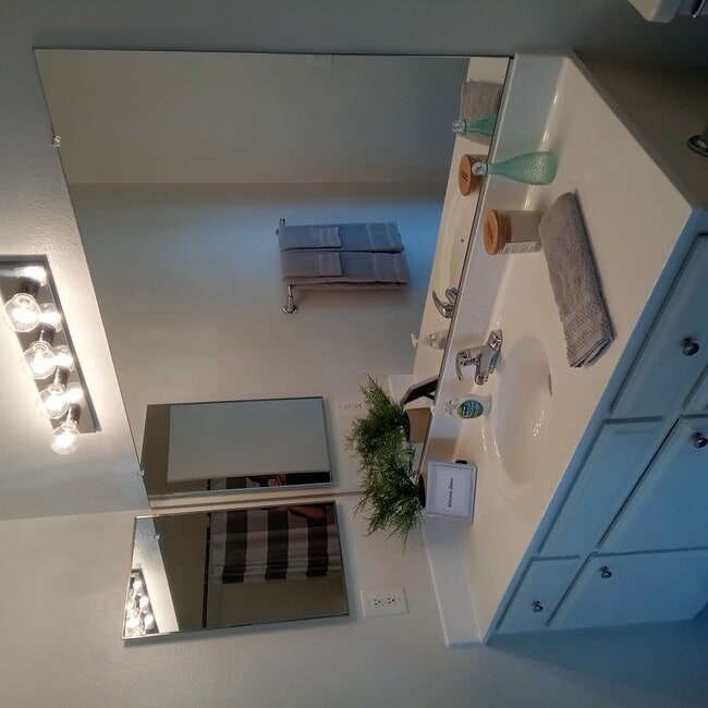 7901 Duchess Drive - Duchess Terrace