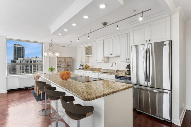 Photo - 1360 N Sandburg Ter Unit 2812C