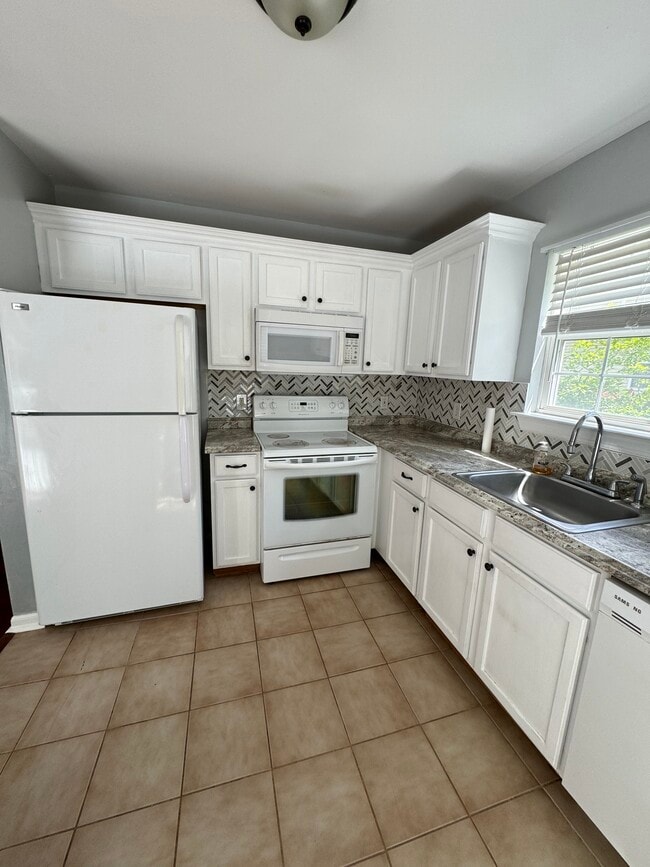 Photo - 415 S Zenia Ave House