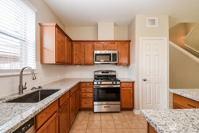 Photo - 11305 Shoal Creek Dr