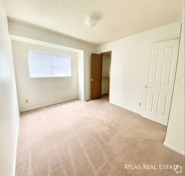 Building Photo - 2359 Split Rock Dr Rental