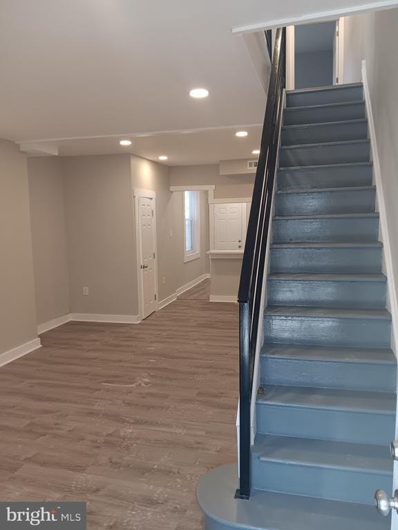 Photo - 1939 N Myrtlewood St