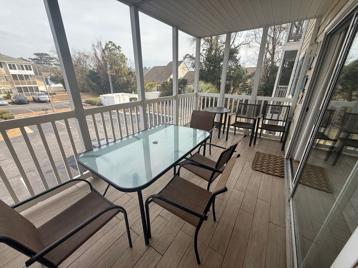 Photo - Nicely furnished 1 bedroom/1 bathroom condo in Waterway Landing