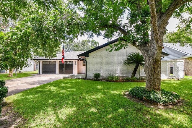 Building Photo - 162 Bluebonnet St Rental
