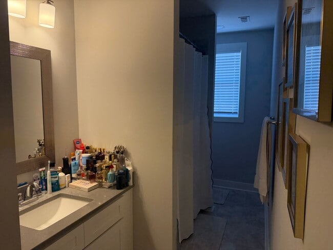 Photo - 3 Bed 3.5 Bath Townhouse in Stillwater!