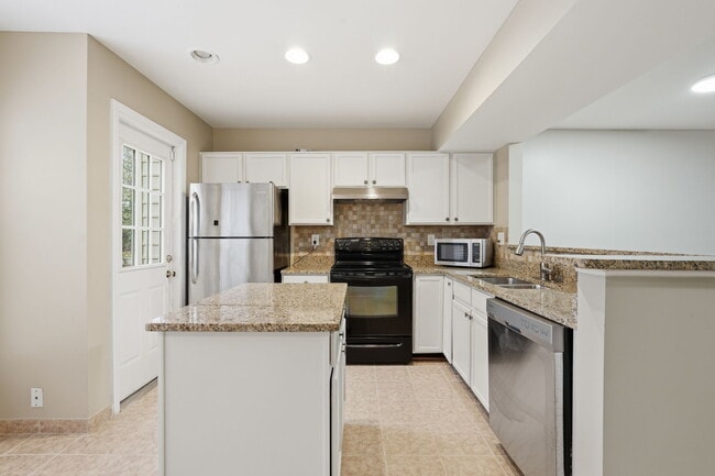 Photo - 8074 Sebon Dr