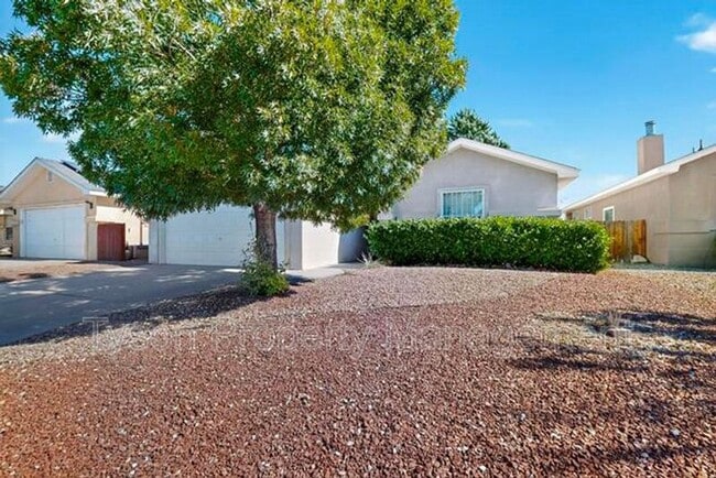 Photo - 1420 Stoneway Dr NW