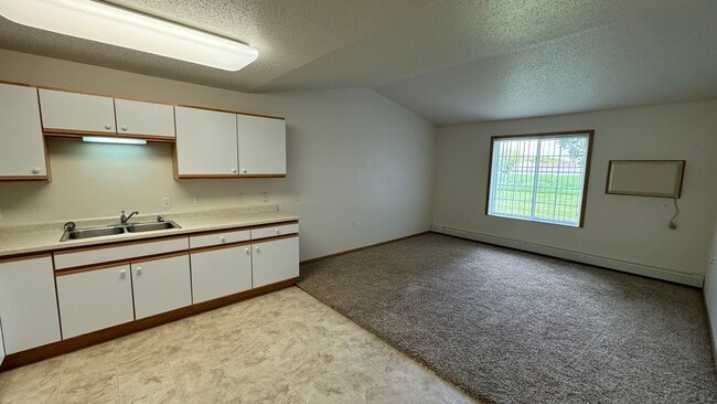 Photo - Harper Heights Senior Living (55+) Community
