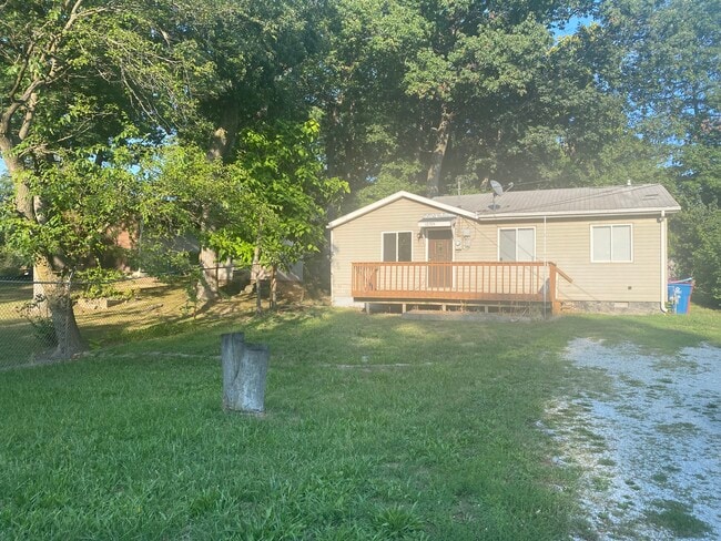 Photo - 12701 Maple St