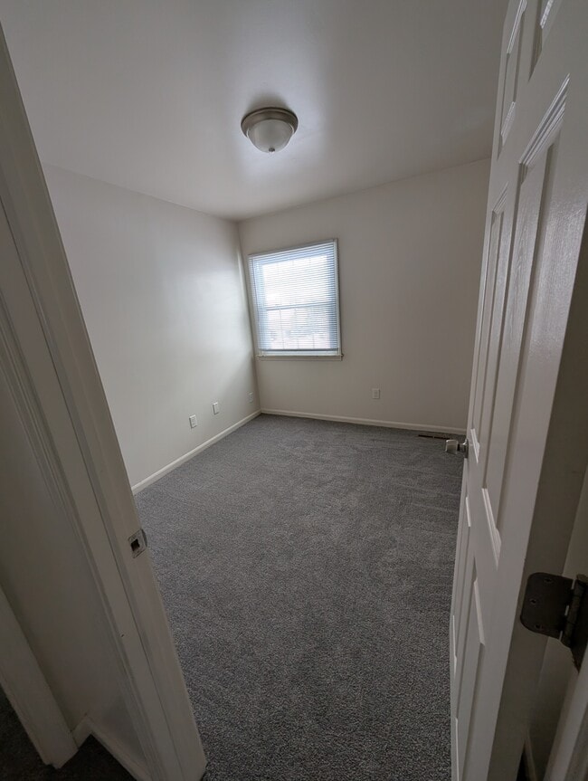 Building Photo - 4566 Baylor Ct