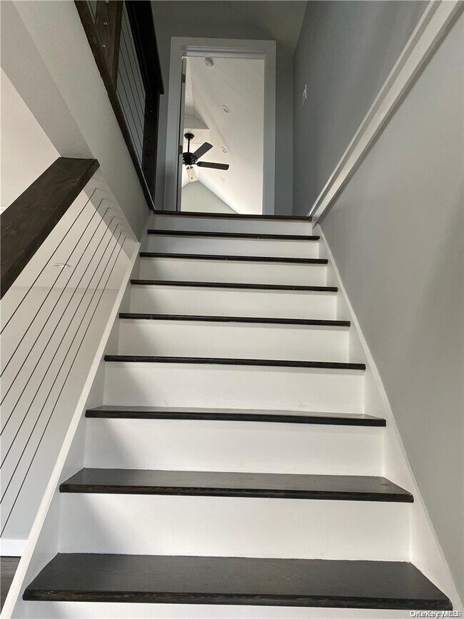 Photo - 122 E Fulton St Unidad upper